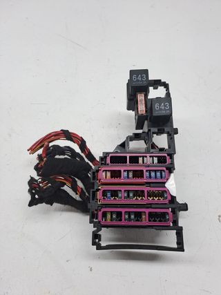 CAJA RELES / FUSIBLES AUDI Q5 (8R)