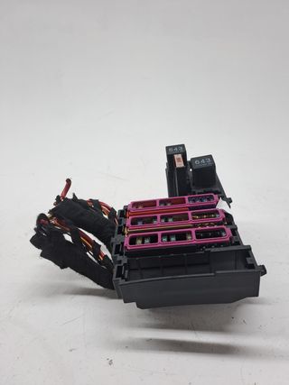 CAJA RELES / FUSIBLES AUDI Q5 (8R)
