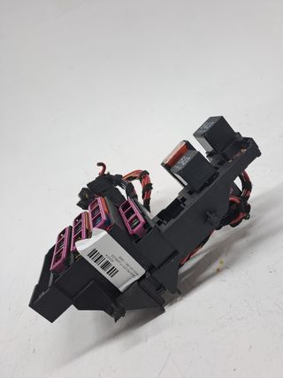 CAJA RELES / FUSIBLES AUDI Q5 (8R)
