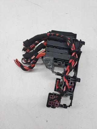 CAJA RELES / FUSIBLES AUDI Q5 (8R)