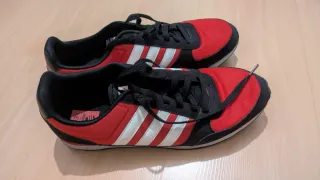 Zapatillas Adidas Neo Talla 46 Rojas y Negras