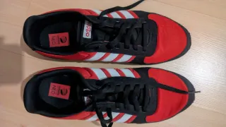 Zapatillas Adidas Neo Talla 46 Rojas y Negras