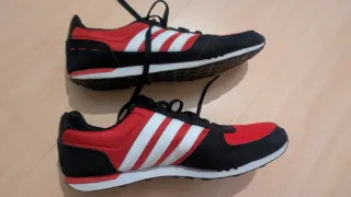 Zapatillas Adidas Neo Talla 46 Rojas y Negras