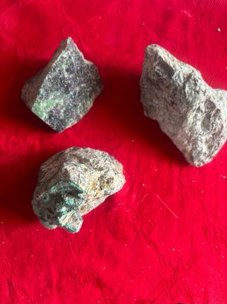 Malachite, Rubino in Fucsite e Calcite