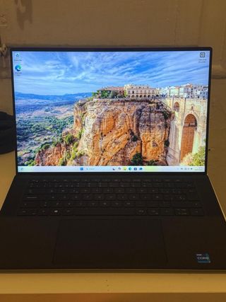 Dell Precision 5560 i7-11850H 32GB 1TB