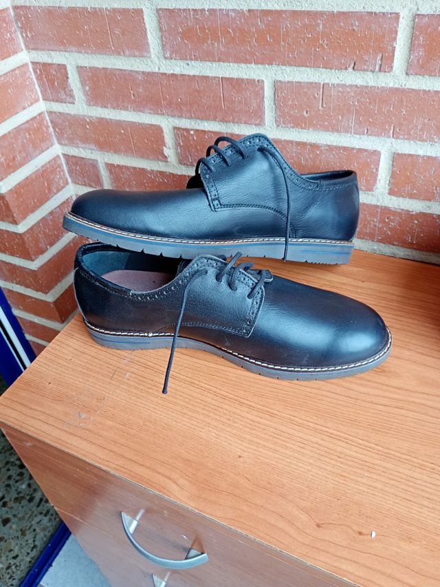 Zapatos de vestir negros