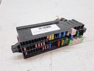 CAJA RELES / FUSIBLES SKODA FABIA (2)