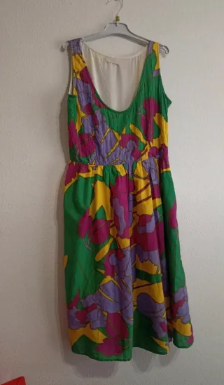 Vestido corto vintage estampado floral multicolor 