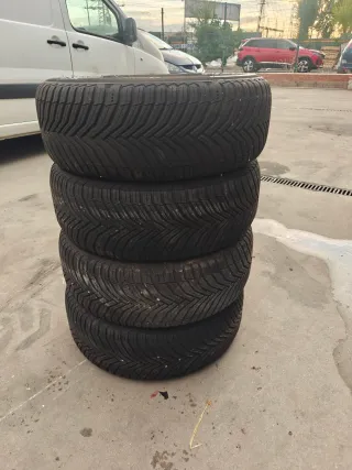 Neumáticos Michelin CrossClimate 215/60 R16 95V