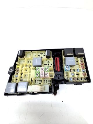 CAJA RELES / FUSIBLES FORD FOCUS III