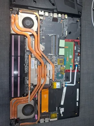 MSI GE75 Raider 8RF i7