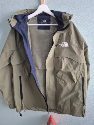Cortavientos The North Face Verde Oliva