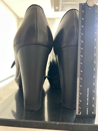 Zapatos de tacón Tod's negros Talla 38