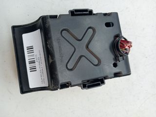 CAJA RELES / FUSIBLES OPEL CORSA F (3)