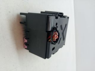 CAJA RELES / FUSIBLES OPEL CORSA F (3)