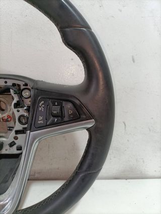 VOLANTE OPEL INSIGNIA BERLINA (4)