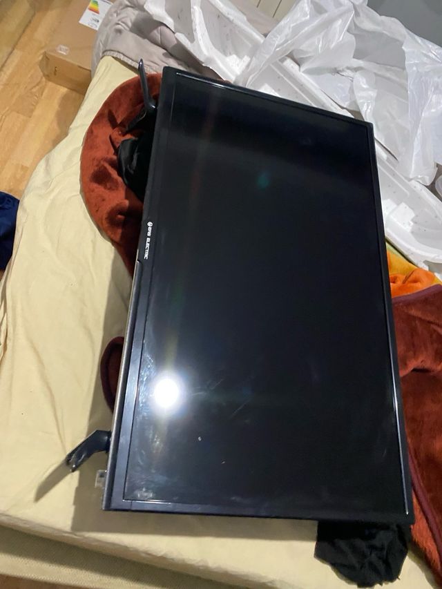 TV EAS ELECTRIC 24 Negra