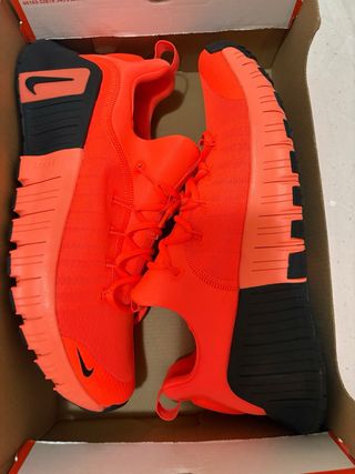 Nike Free Metcon 45.5 Negro/Naranja