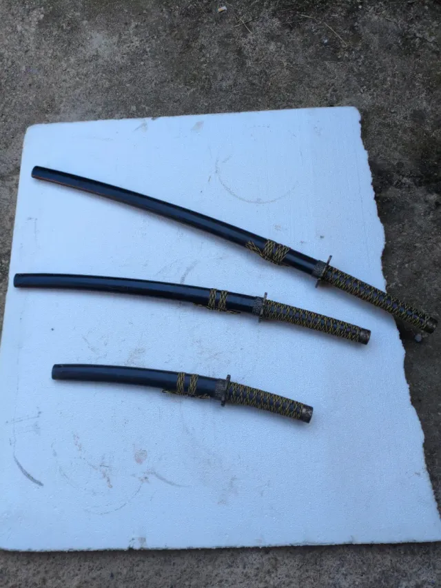 Set 3 espadas decorativas