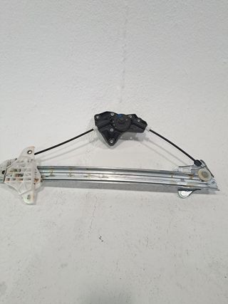 ELEVALUNAS DELANTERO IZQUIERDO TOYOTA YARIS (3)