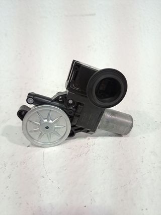 MOTOR ELEVALUNAS TRASERO DERECHO TOYOTA YARIS