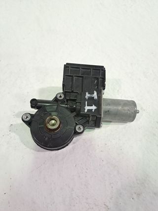 MOTOR ELEVALUNAS TRASERO IZQUIERDO TOYOTA YARIS