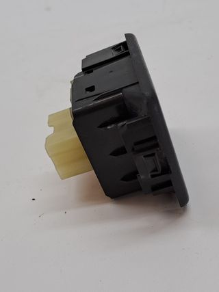 MANDO ELEVALUNAS DELANTERO IZQUIERDO DACIA DOKKER
