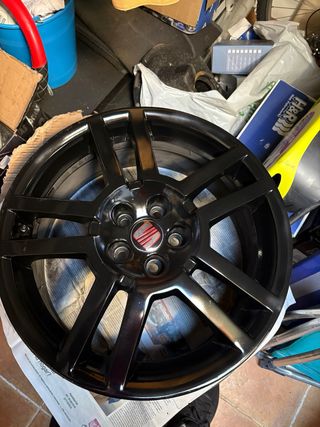 4 Llantas Cupra en 17,5x100
Sin neumáticos
