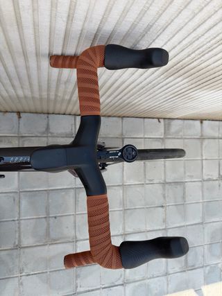 Scott Addict Gravel - Force 12v - Xs