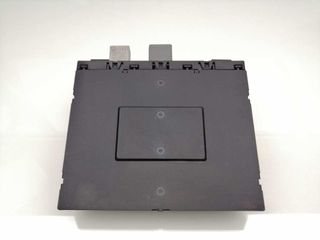 CAJA RELES / FUSIBLES VOLKSWAGEN PASSAT LIM. (3G2)