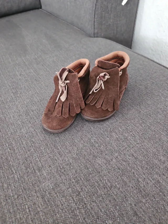 Botines niña talla 24