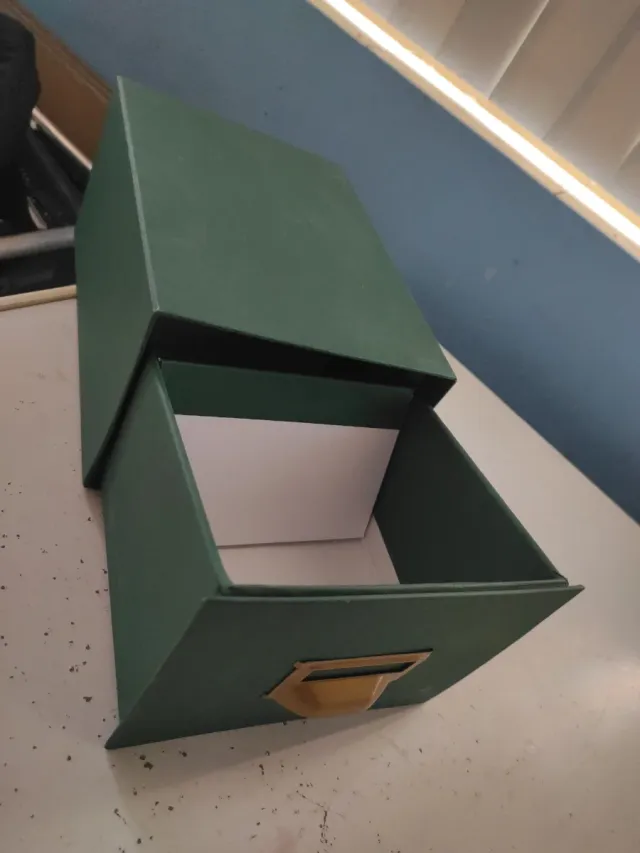 Caja archivadora Mariola verde
17ancho x24 x 12 cm