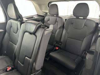 VOLVO XC90 2.0 D4 MOMENTUM 190CV AUTO. 8 VEL. 7 PL