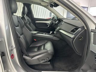 VOLVO XC90 2.0 D4 MOMENTUM 190CV AUTO. 8 VEL. 7 PL