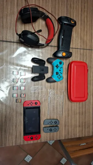 Nintendo Switch più giochi ed accessori 