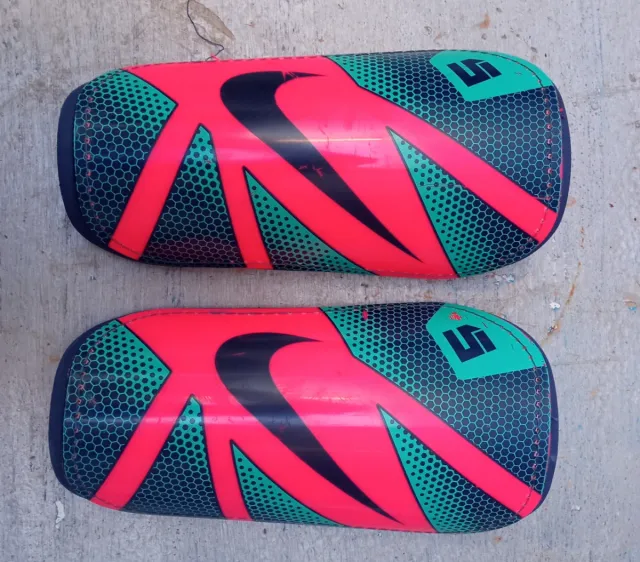 Espinilleras Fútbol Nike