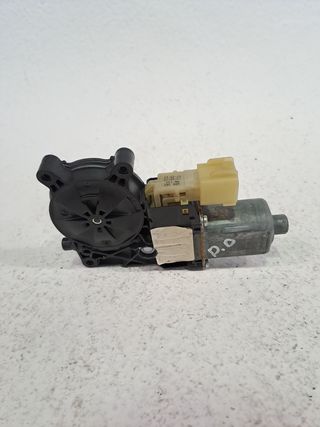 MOTOR ELEVALUNAS DELANTERO DERECHO FORD MONDEO TURN.