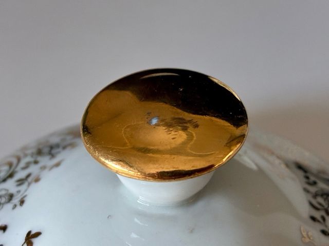 🇫🇷 Açucareiro de Porcelana Limoges Gold