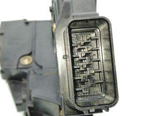 CERRADURA PUERTA TRASERA DERECHA MAZDA 3 BERLINA (BK) (3)