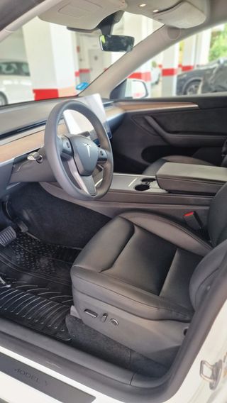 23 TESLA Model Y Long Range, Dual Motor 4WD, 514hp