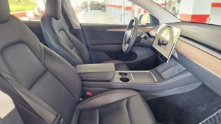 23 TESLA Model Y Long Range, Dual Motor 4WD, 514hp