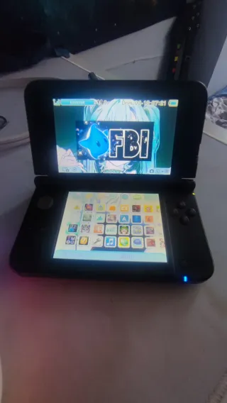 Nintendo 3DS XL Negra con FBI