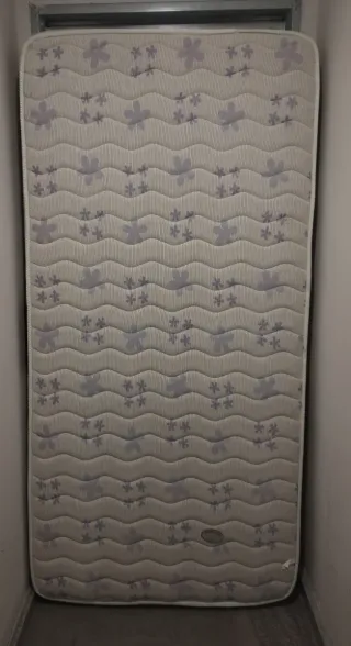 Colchón 90x190cm recogida en Alcalá de Henares