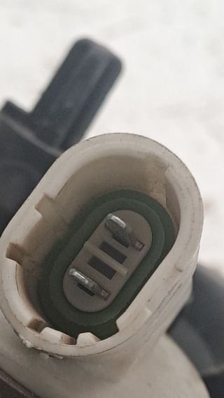 FARO DERECHO DACIA LOGAN