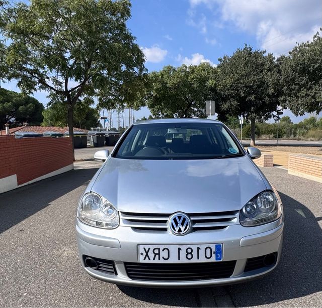 Volkswagen Golf 2004