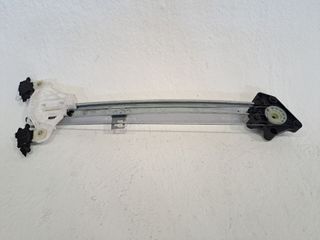 ELEVALUNAS DELANTERO IZQUIERDO HYUNDAI BAYON (2)