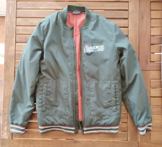 Cazadora bomber verde