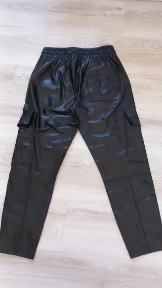Pantaloni ecopelle Zara neri