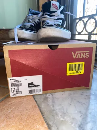 Scarpe Vans Sk8-Hi nere/bianche taglia 38