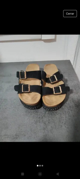Sandalias negras talla 37 (dan talla 36)